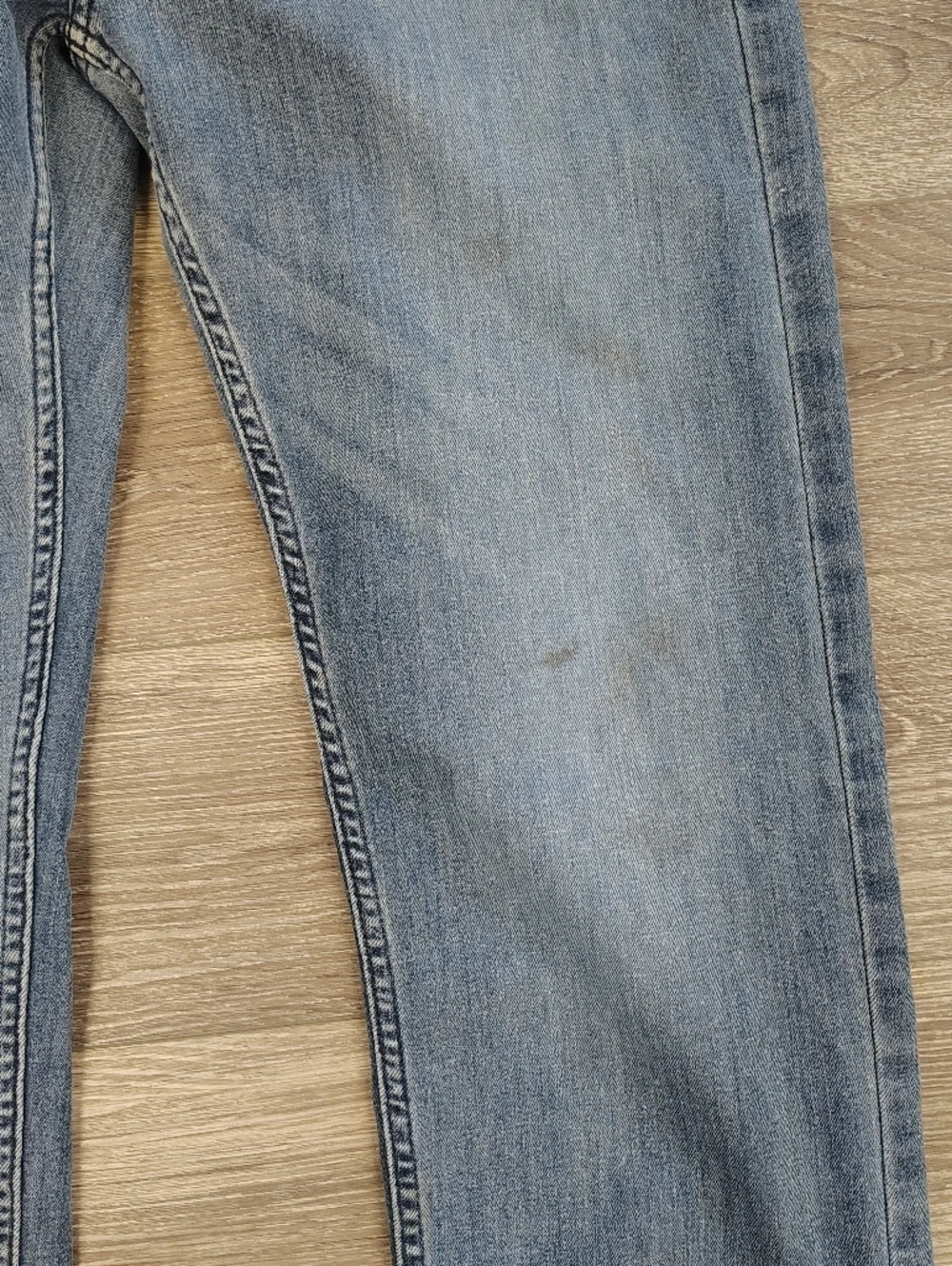 Calvin Klein Men’s Light Blue Straight Jeans 32 X 32